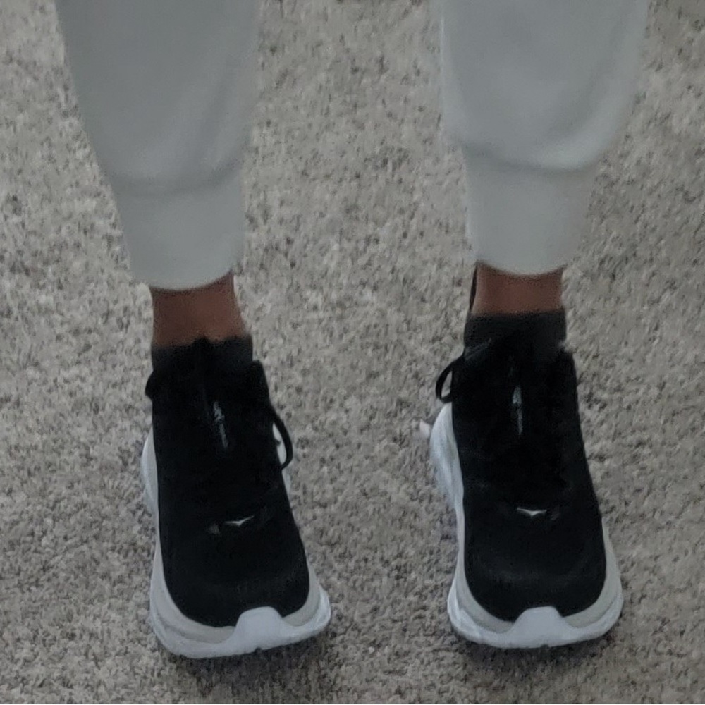 Hoka Clifton Edge One One Tennis Shoes